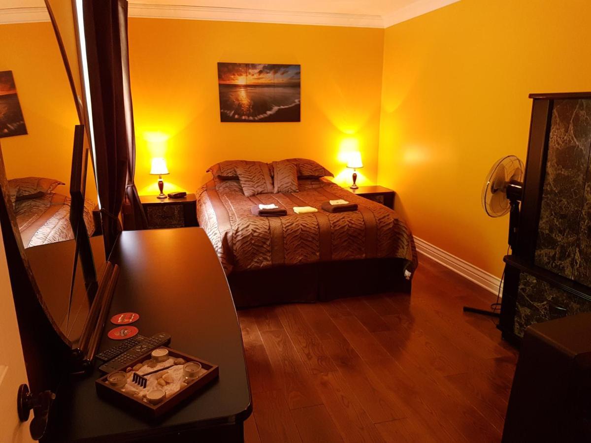 Gite Le Tresor Cache Bed & Breakfast Chelsea Exterior photo